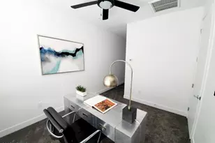 3900 N 30th St, Phoenix, AZ 85016 - Photo 14