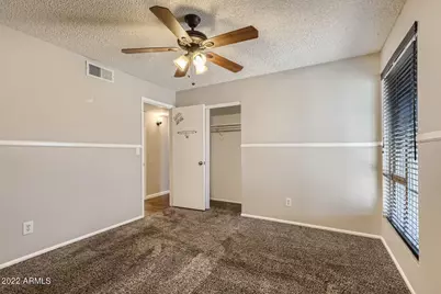 330 W Morrow Drive, Phoenix, AZ 85027 - Photo 14