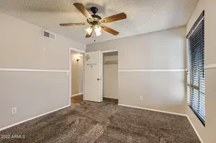 330 W Morrow Dr, Phoenix, AZ 85027 - Photo 14