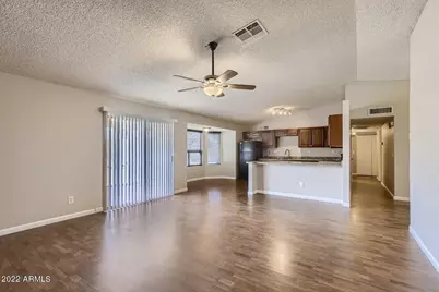 330 W Morrow Drive, Phoenix, AZ 85027 - Photo 2