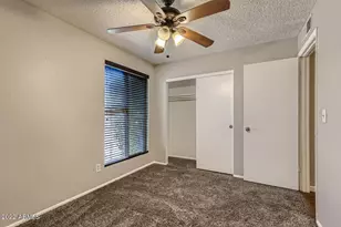 330 W Morrow Dr, Phoenix, AZ 85027 - Photo 16