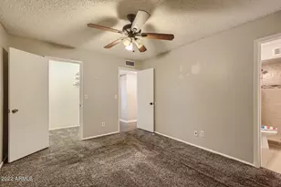 330 W Morrow Dr, Phoenix, AZ 85027 - Photo 10