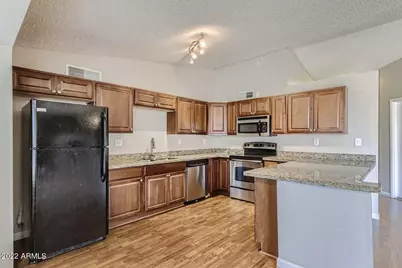 330 W Morrow Drive, Phoenix, AZ 85027 - Photo 6