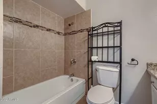 330 W Morrow Dr, Phoenix, AZ 85027 - Photo 18