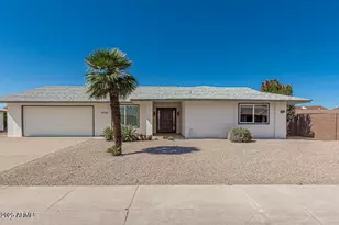 9938 W Willowcreek Circle, Sun City, AZ 85373 - Photo 2