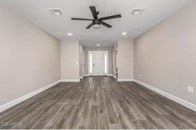 9938 W Willowcreek Circle, Sun City, AZ 85373 - Photo 8