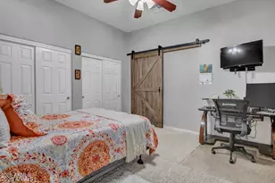 3750 W Whitehawk Ct, Anthem, AZ 85086 - Photo 32