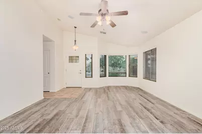 103 S Birdie Way, Casa Grande, AZ 85194 - Photo 10