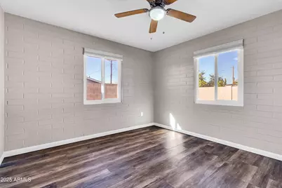 2050 E 10th Street, Tempe, AZ 85281 - Photo 16