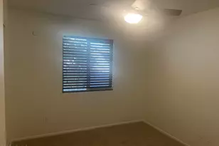 826 S Casitas Dr, Tempe, AZ 85281 - Photo 10