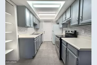 529 E 6th Drive #2, Mesa, AZ 85204 - Photo 1