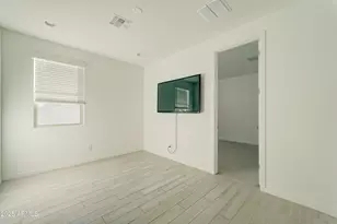 17704 W Fetlock Trl, Surprise, AZ 85387 - Photo 24