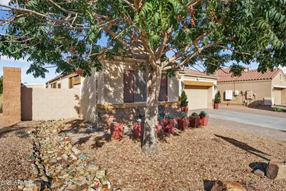 9456 W Georgia Avenue, Glendale, AZ 85305 - Photo 2