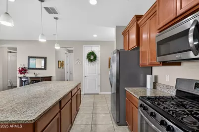 9456 W Georgia Avenue, Glendale, AZ 85305 - Photo 14