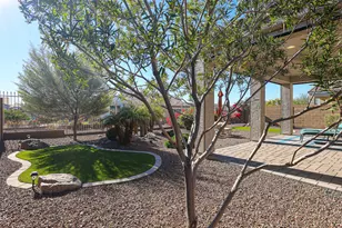 17887 W Hiddenview Dr, Goodyear, AZ 85338 - Photo 38