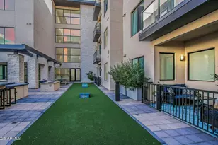 7300 E Earll Dr, Scottsdale, AZ 85251 - Photo 34