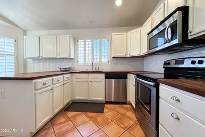 5251 W Pontiac Drive, Glendale, AZ 85308 - Photo 32