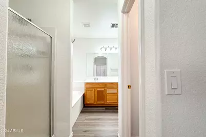 5251 W Pontiac Drive, Glendale, AZ 85308 - Photo 18