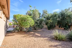 19973 N Half Moon Dr, Surprise, AZ 85374 - Photo 30