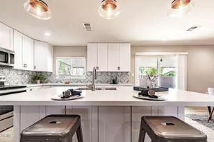 4931 E Sharon Dr, Scottsdale, AZ 85254 - Photo 2