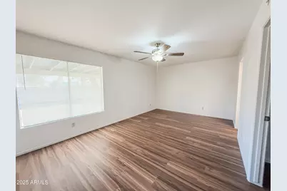 7027 W Cherry Hills Drive, Peoria, AZ 85345 - Photo 12