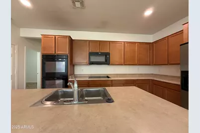 15811 W Banff Lane, Surprise, AZ 85379 - Photo 6
