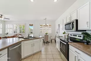 17982 W Udall Dr W, Surprise, AZ 85374 - Photo 16
