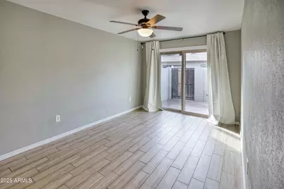 3402 N 32nd Street #102, Phoenix, AZ 85018 - Photo 16
