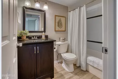 3402 N 32nd Street #102, Phoenix, AZ 85018 - Photo 20