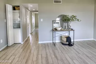 3402 N 32nd St, Phoenix, AZ 85018 - Photo 10