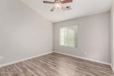 2725 E Mine Creek Road #1010, Phoenix, AZ 85024 - Photo 18