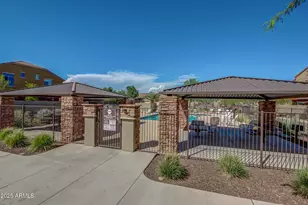 2725 E Mine Creek Rd, Phoenix, AZ 85024 - Photo 42