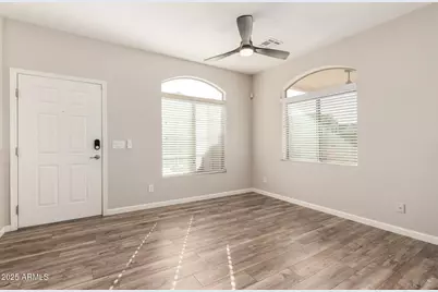 2725 E Mine Creek Road #1010, Phoenix, AZ 85024 - Photo 4