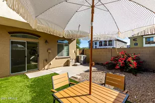 2725 E Mine Creek Rd, Phoenix, AZ 85024 - Photo 24