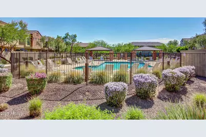 2725 E Mine Creek Road #1010, Phoenix, AZ 85024 - Photo 34