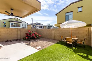 2725 E Mine Creek Rd, Phoenix, AZ 85024 - Photo 26