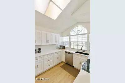 256 S Rush Circle W, Chandler, AZ 85226 - Photo 10