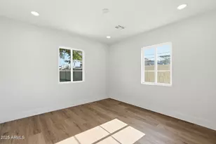 23 N Edgemont, Mesa, AZ 85203 - Photo 14