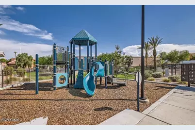 2241 W Griswold Road, Phoenix, AZ 85021 - Photo 12