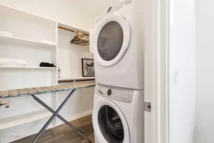 3829 S 64th Dr, Phoenix, AZ 85043 - Photo 30