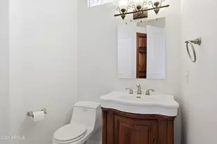 7917 E Cave Creek Rd, Carefree, AZ 85377 - Photo 36