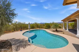 7917 E Cave Creek Rd, Carefree, AZ 85377 - Photo 44