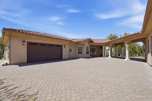 7917 E Cave Creek Rd, Carefree, AZ 85377 - Photo 56