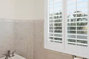 7917 E Cave Creek Rd, Carefree, AZ 85377 - Photo 32