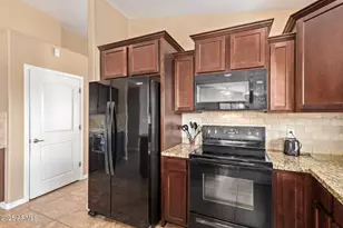 2929 W La Salle St, Phoenix, AZ 85041 - Photo 16