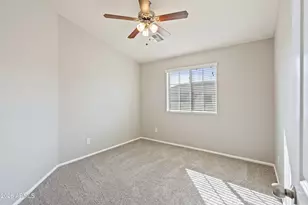 2725 E Mine Creek Rd, Phoenix, AZ 85024 - Photo 24