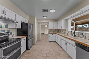 1605 N Little Stonehedge Ranch Rd, Wickenburg, AZ 85390 - Photo 2