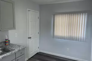 737 S 2nd St, Phoenix, AZ 85004 - Photo 6
