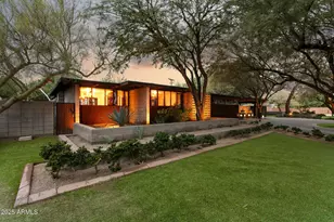 4324 E Stanford Dr, Phoenix, AZ 85018 - Photo 44