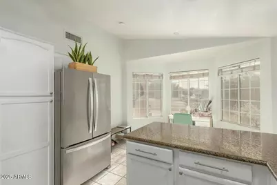 106 W Smoke Tree Road, Gilbert, AZ 85233 - Photo 8